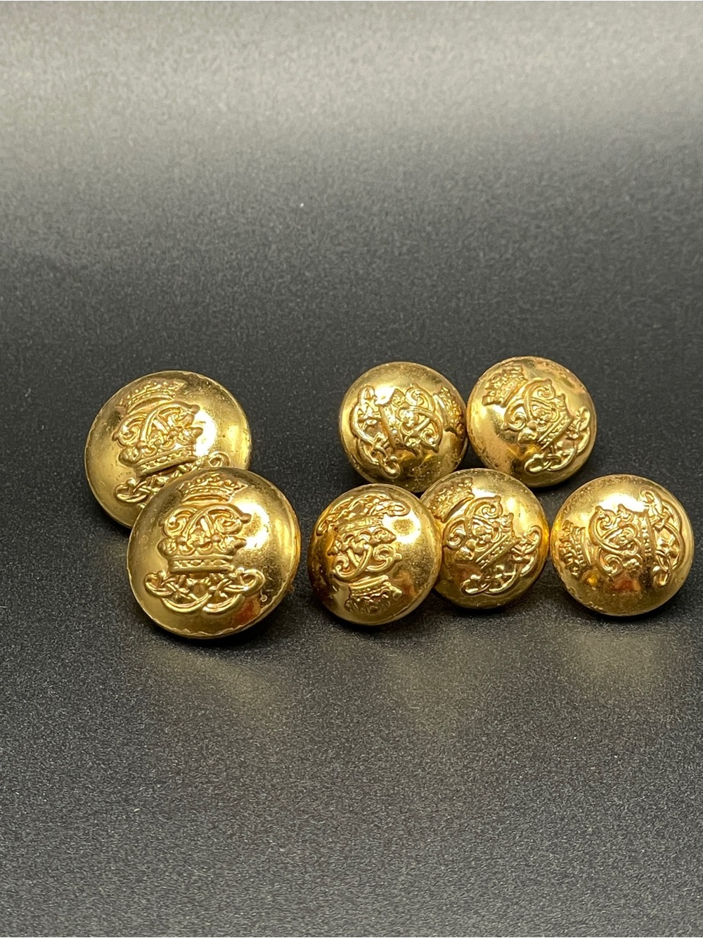 Vintage Gold Embossed Crest Cuff Links